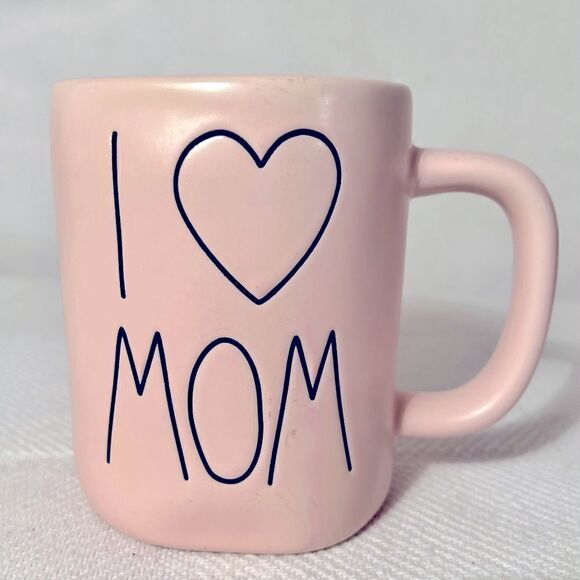 Rae Dunn Mug PINK I LOVE (heart) MOM Ceramic Cup Dishwasher Safe Magenta. - Picture 1 of 9